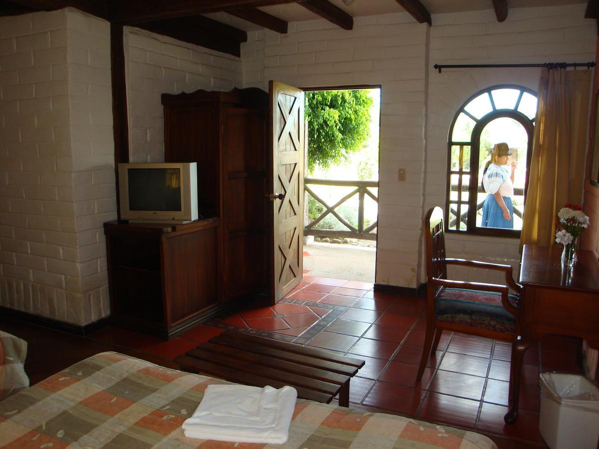 Hosteria Hacienda Pueblo Viejo Atuntaqui Exterior foto